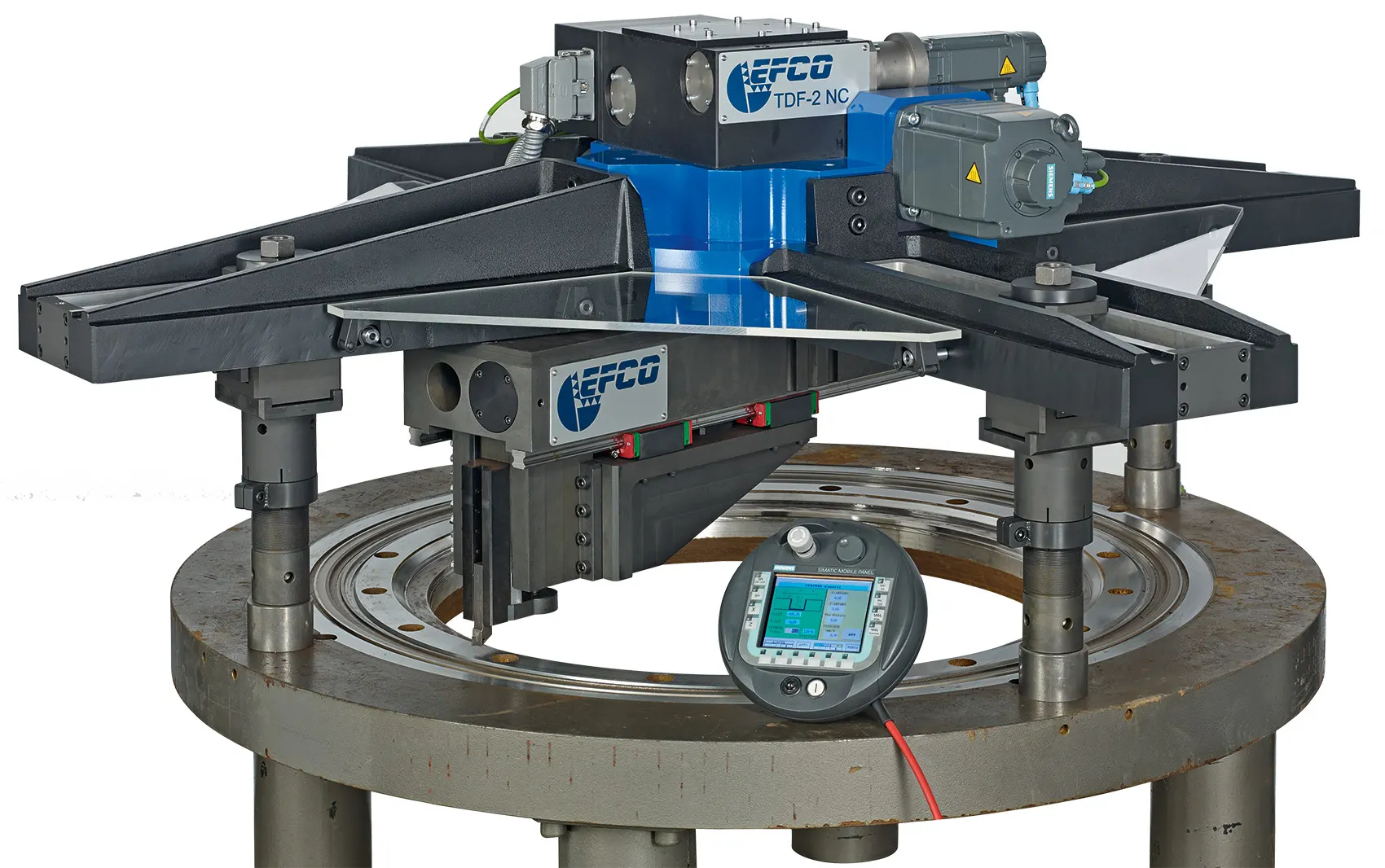 ماكينات خراطة الفلنجات القابلة للنقل المزودة بتحكم رقمي باستخدام الحاسب الآلي